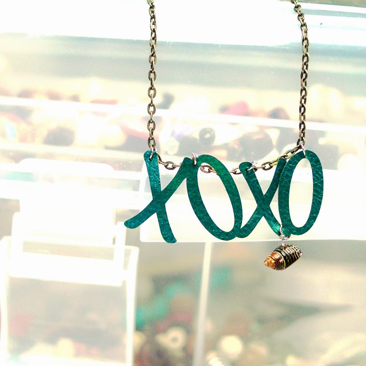 cricut faux leather xoxo valentines day necklace craft