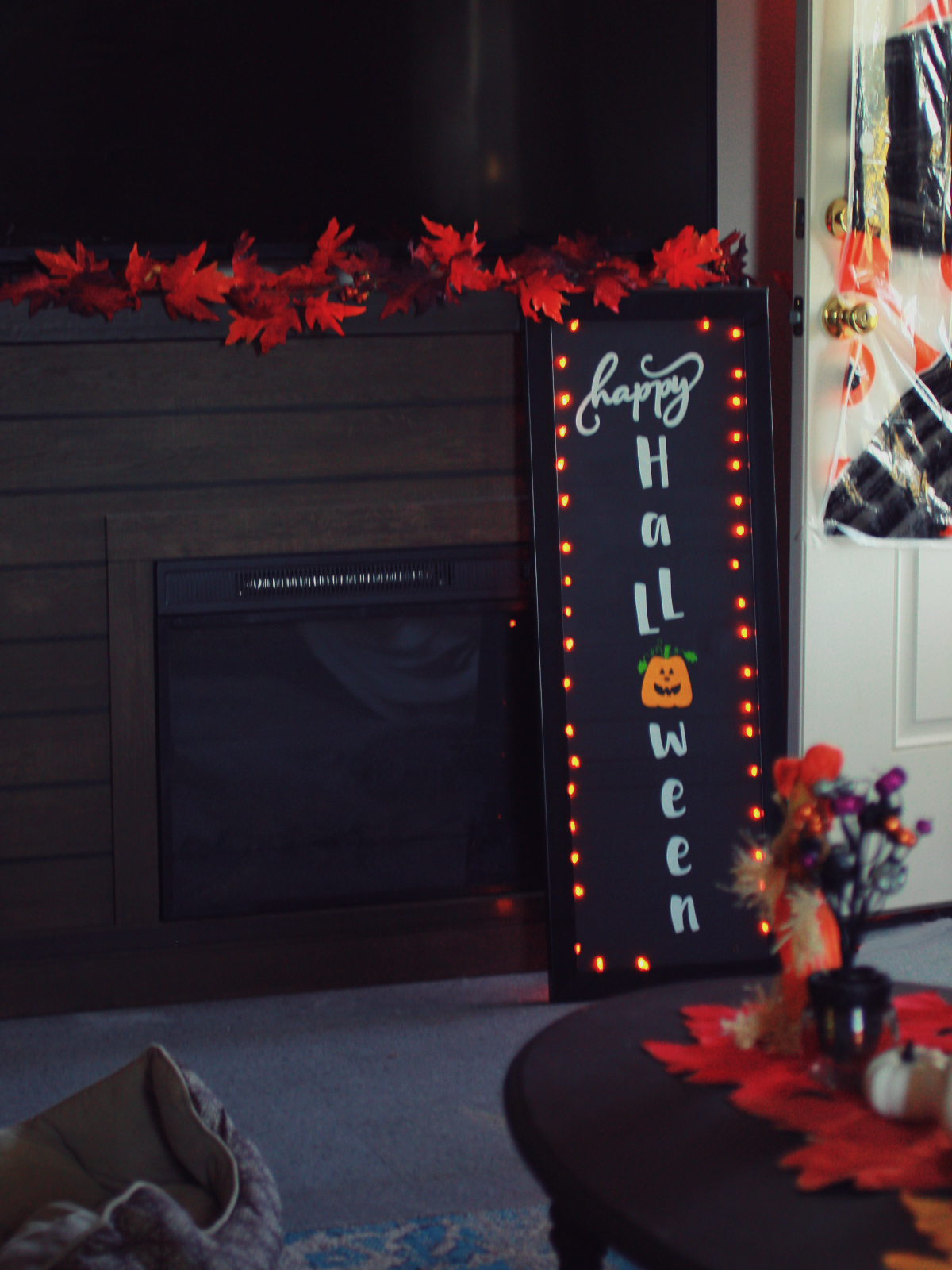 easy vertical happy halloween sign diy
