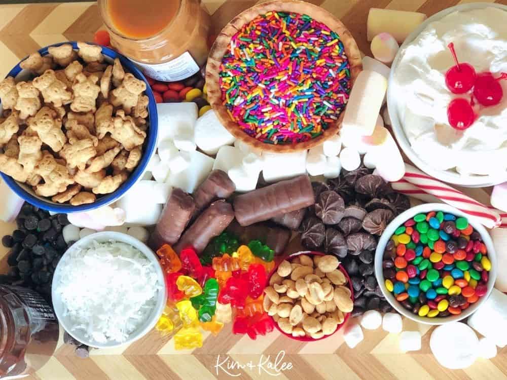 ICE CREAM SUNDAE