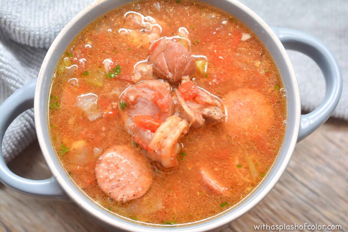 bowl of low carb gumbo 