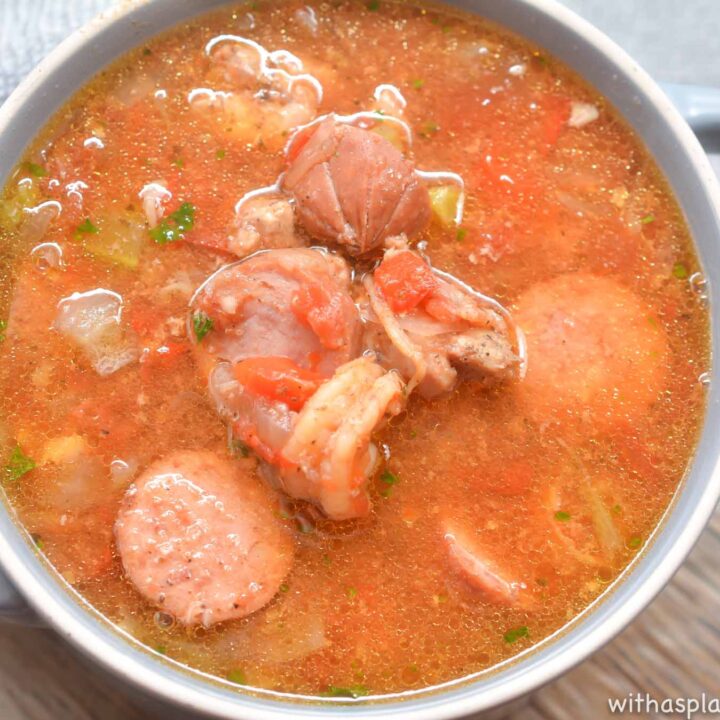 bowl of low carb gumbo