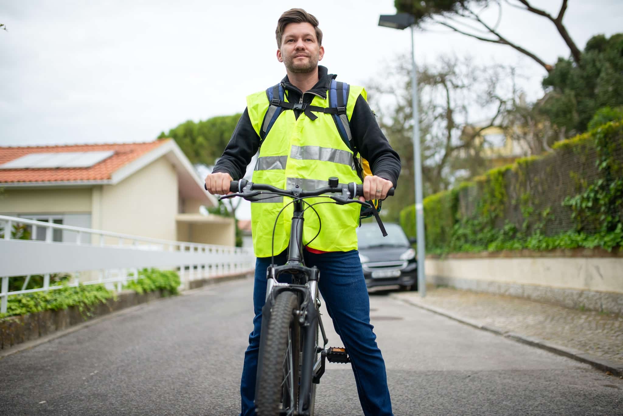 how to stay safe on the road as a bicycle rider